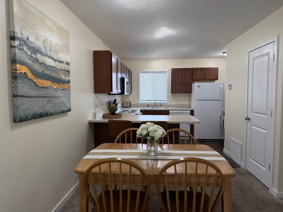 Dining space perfect for coffee mornings or takeout nights