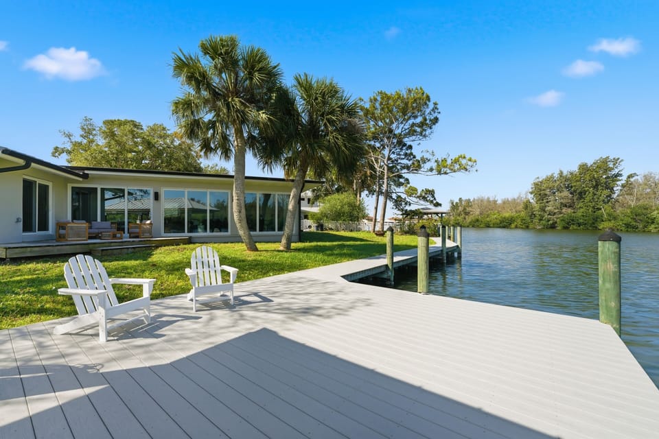 Dock