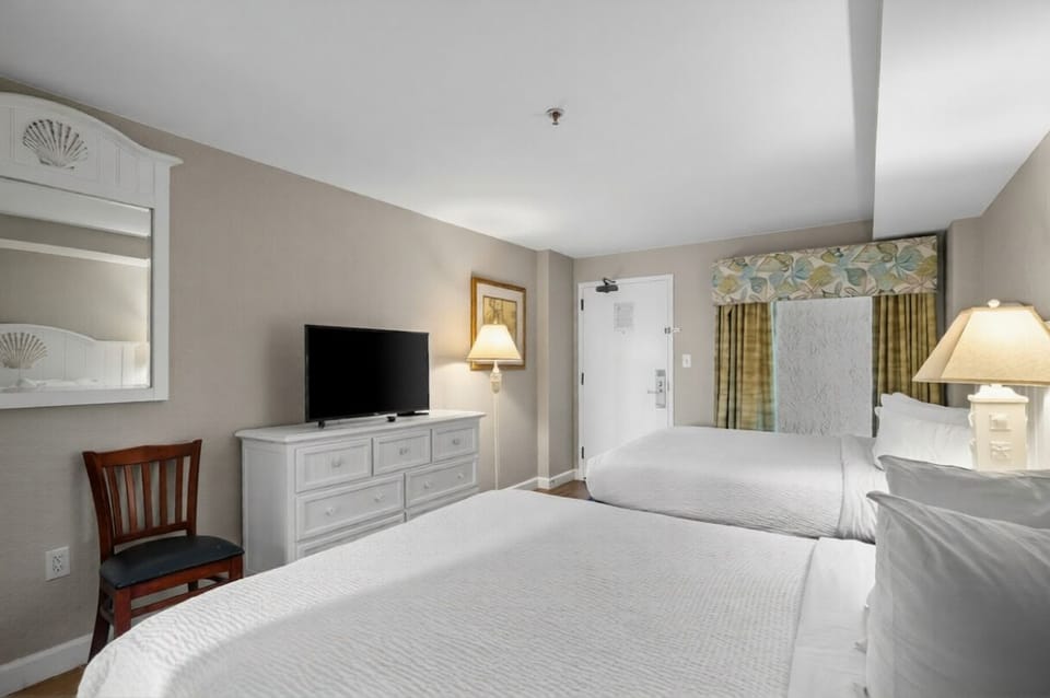 Bedroom. Interior and views may vary based on location and availability.
