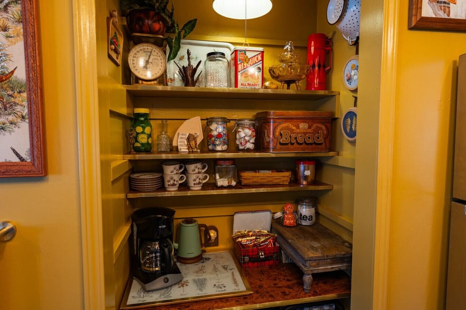 Kitchen & Coffee Station