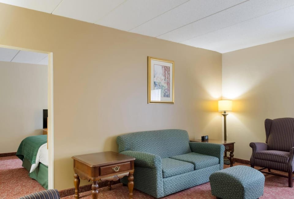 Settle into a cozy lounge corner for quiet evening downtime.