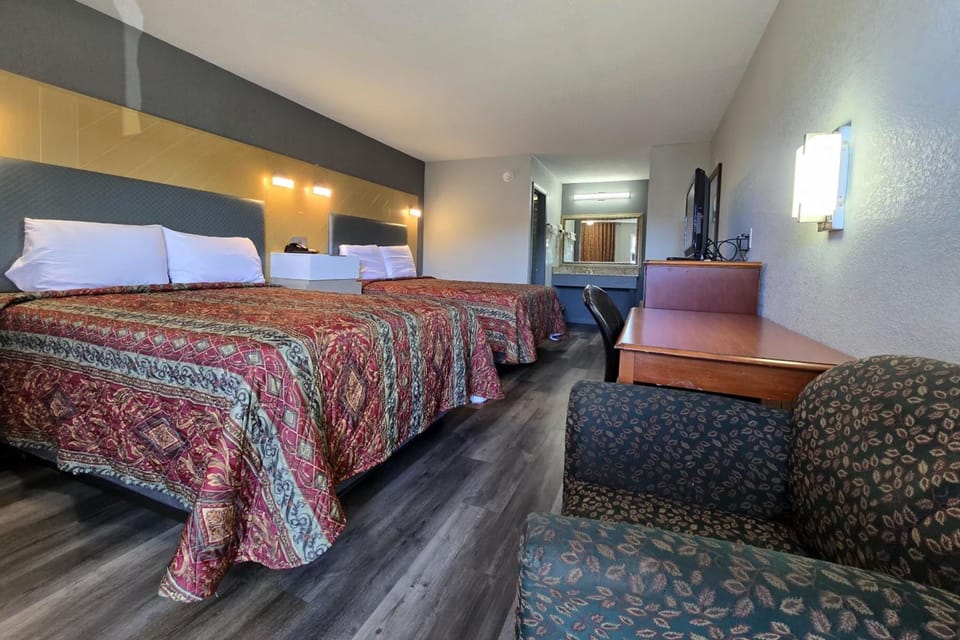Stretch out with two beds for easy group comfort.