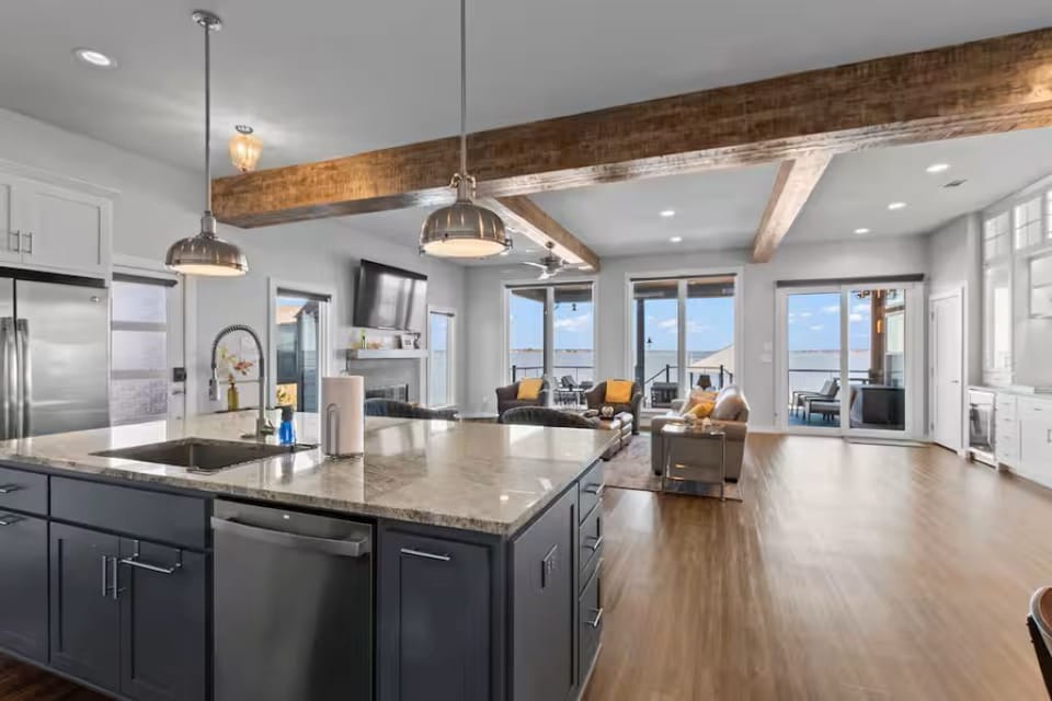 Lake view from the kitchen and open concept