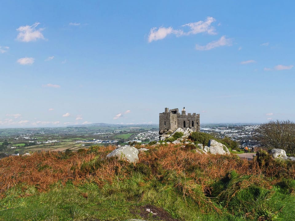 Surrounding area | Chi Lowen, Redruth