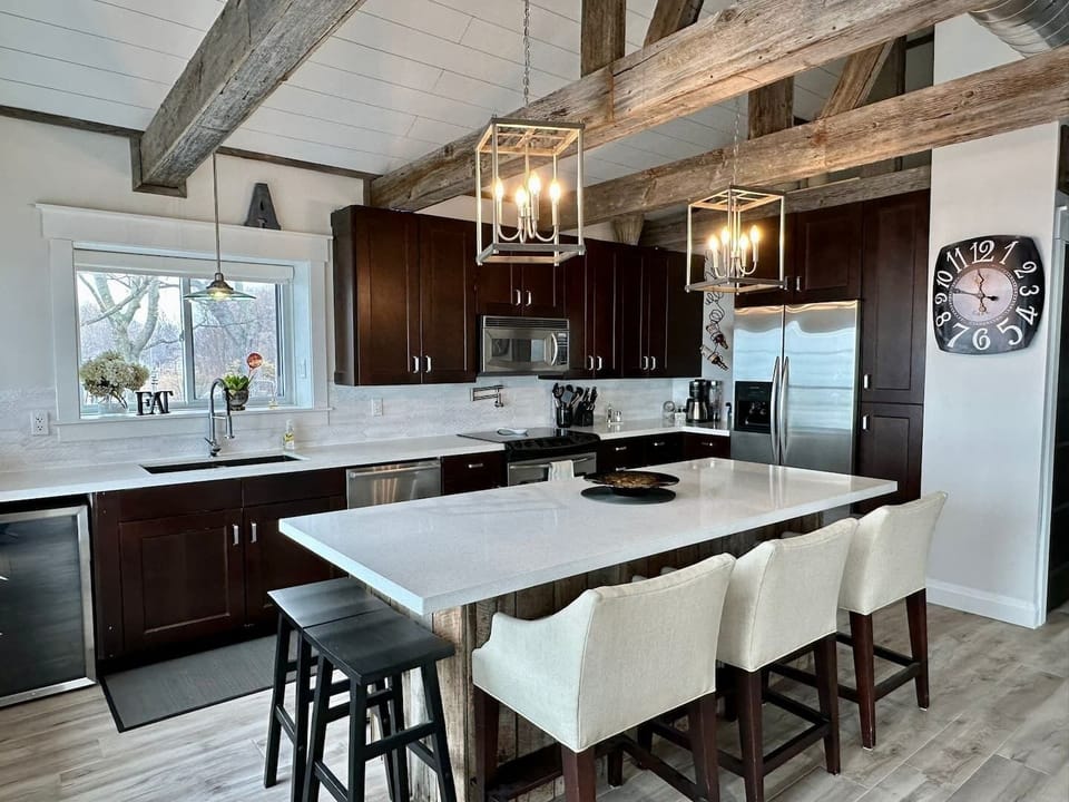 Fully equipped kitchen with everything you need for easy meals.