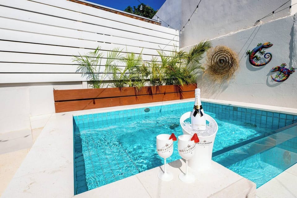 Poolside moments made better with a touch of luxury.
