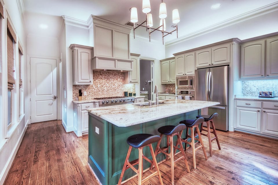 12 Kitchen