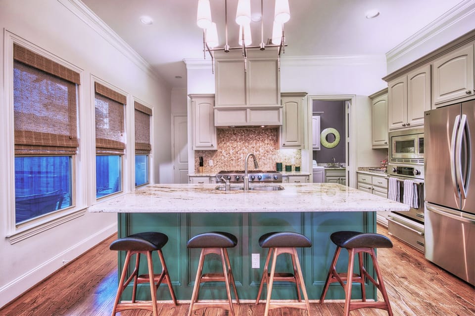 11 Kitchen