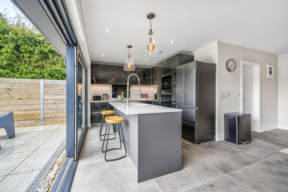 Open plan dining/living/kitchen