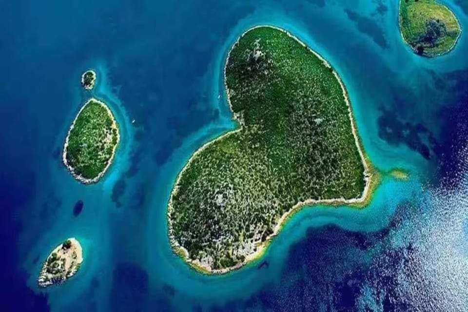 Region [summer] (>5 km)