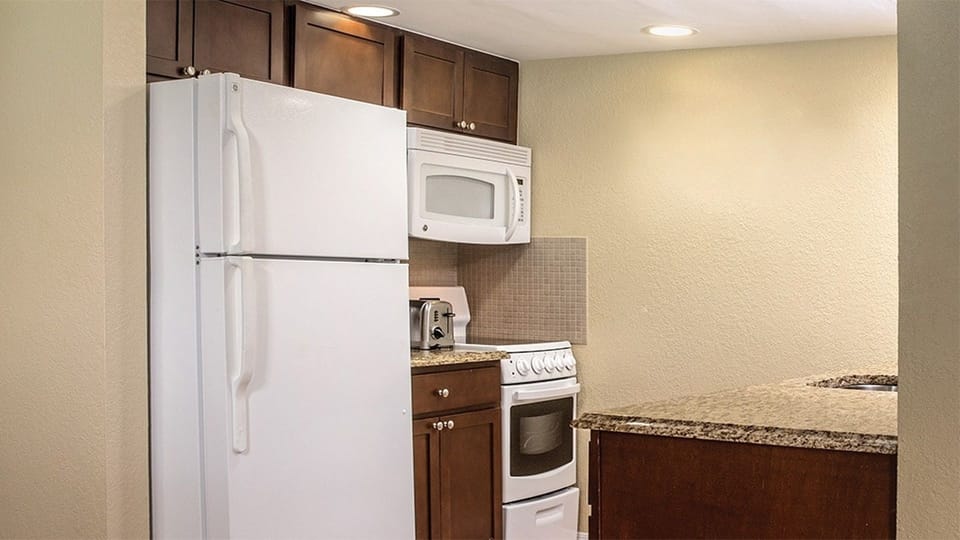 kitchen image