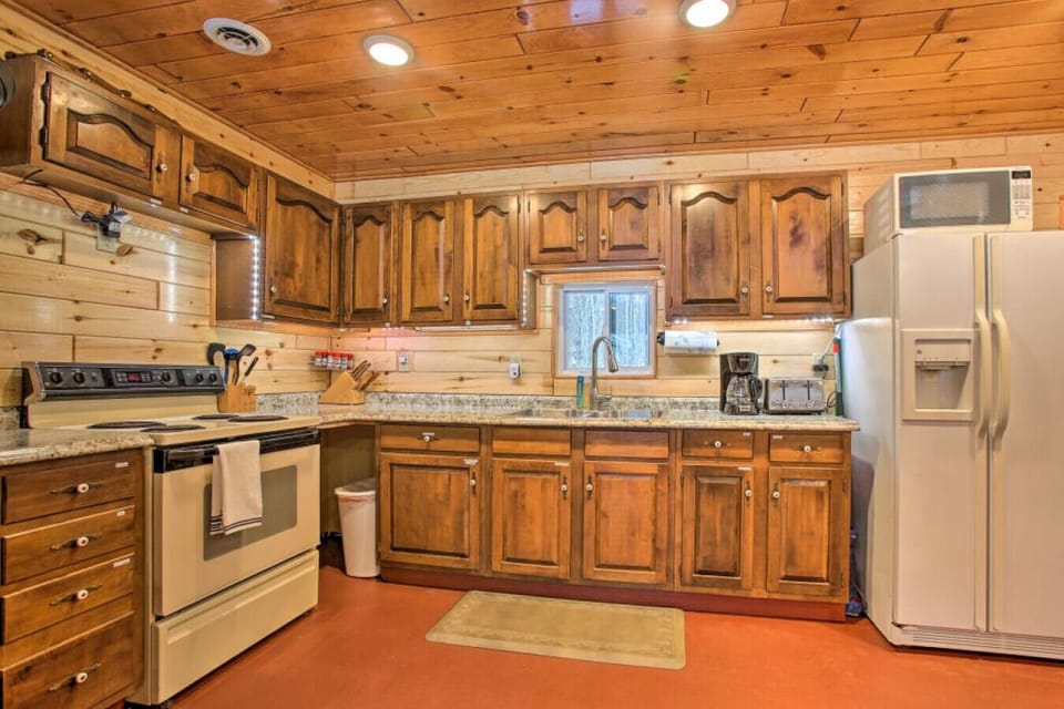 Kitchen | Electric Range | Upper Cabinetry & Window View