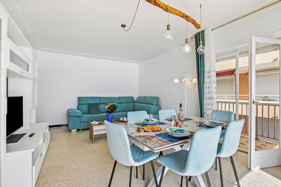 Living and dining room