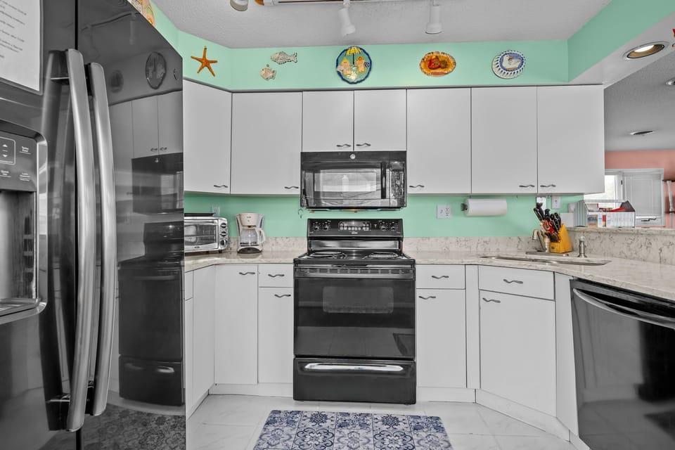 2nd floor
Kitchen with new appliances