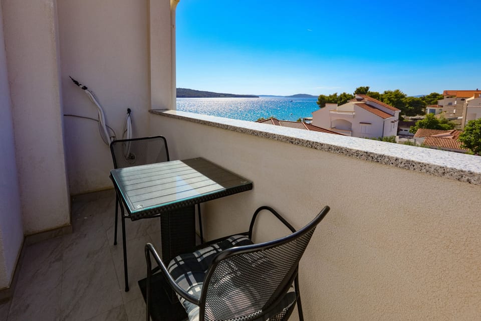Terrace 2