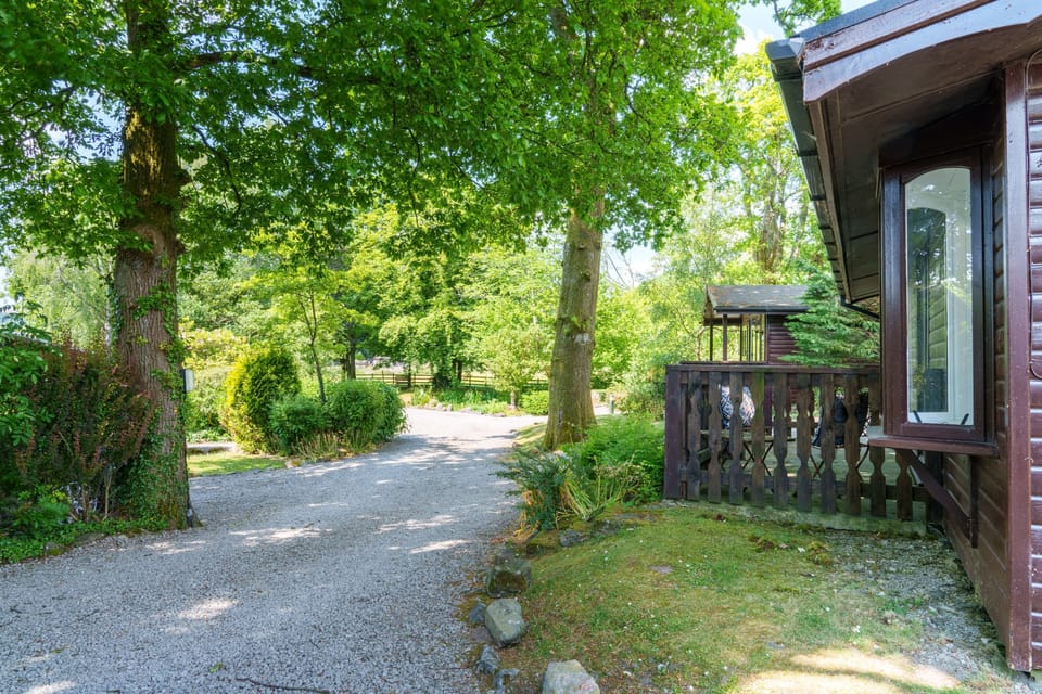 Old Orchards Lodge - Aynsome Manor Park, Cartmel
