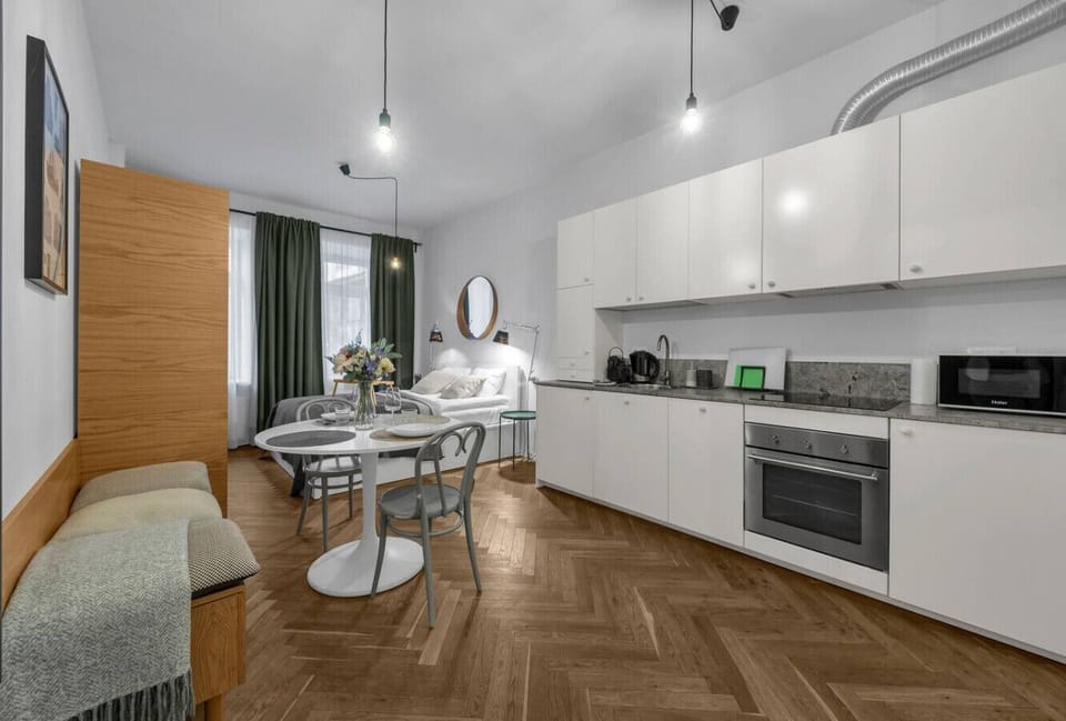 Cozy Studio Perfect for Couple Just Next to COS Torwar | Book Now with RENTUJEMY