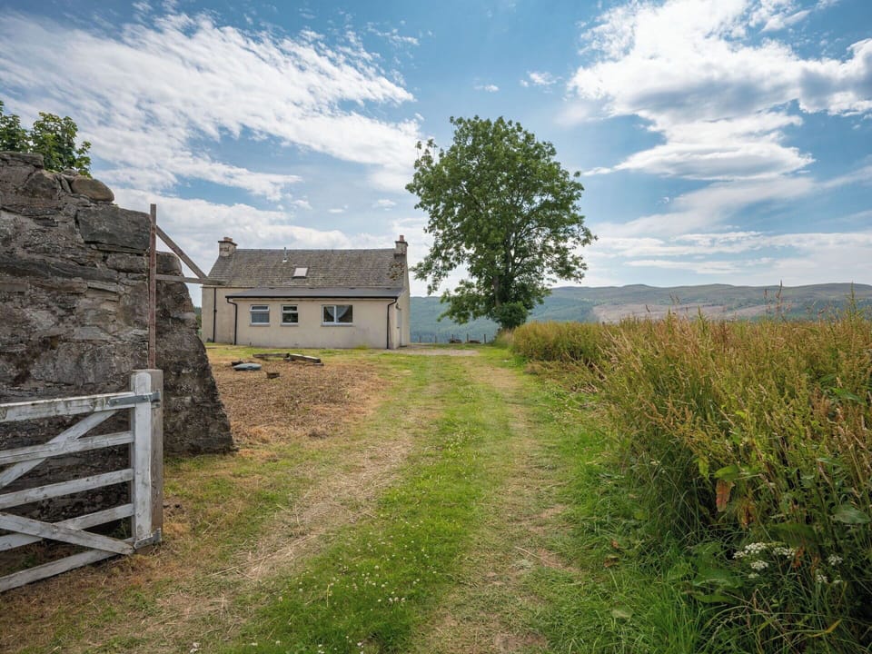 Grass, Grassland, Cloud, House, Rural Area, Plain, Landscape, Land Lot, Cottage, Ecoregion