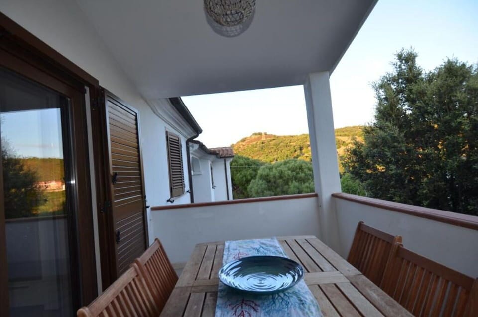 Autumn, Balcony / Terrace / Patio, Building Exterior, Outdoor, Spring, Summer, Winter