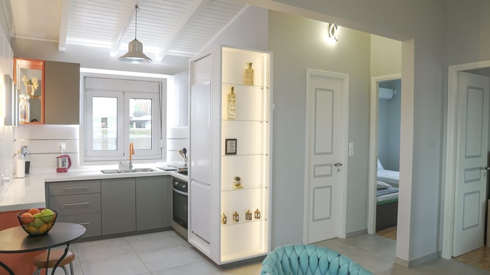 Fully equipped kitchen with generous space