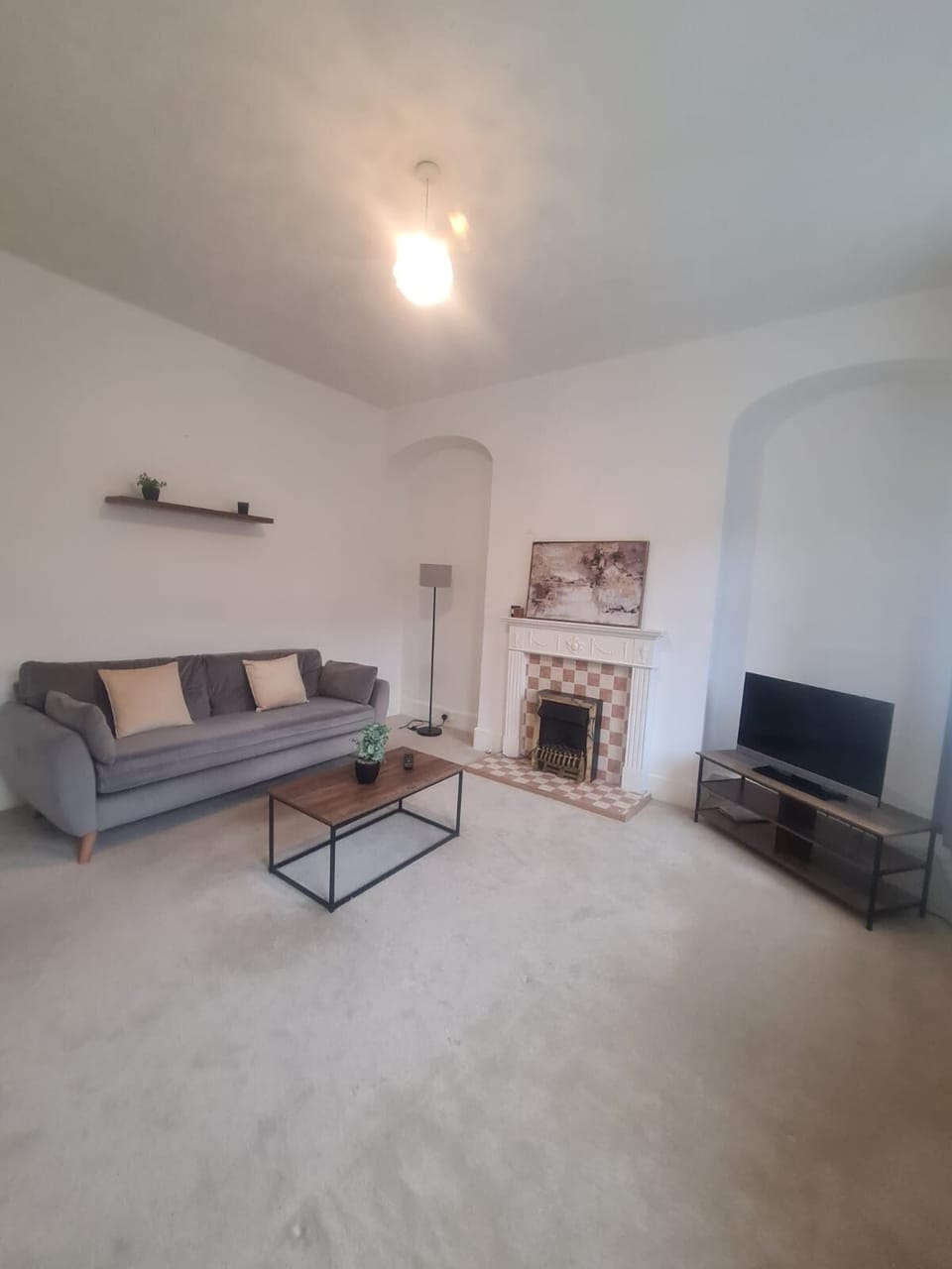 Living Room / Lounge