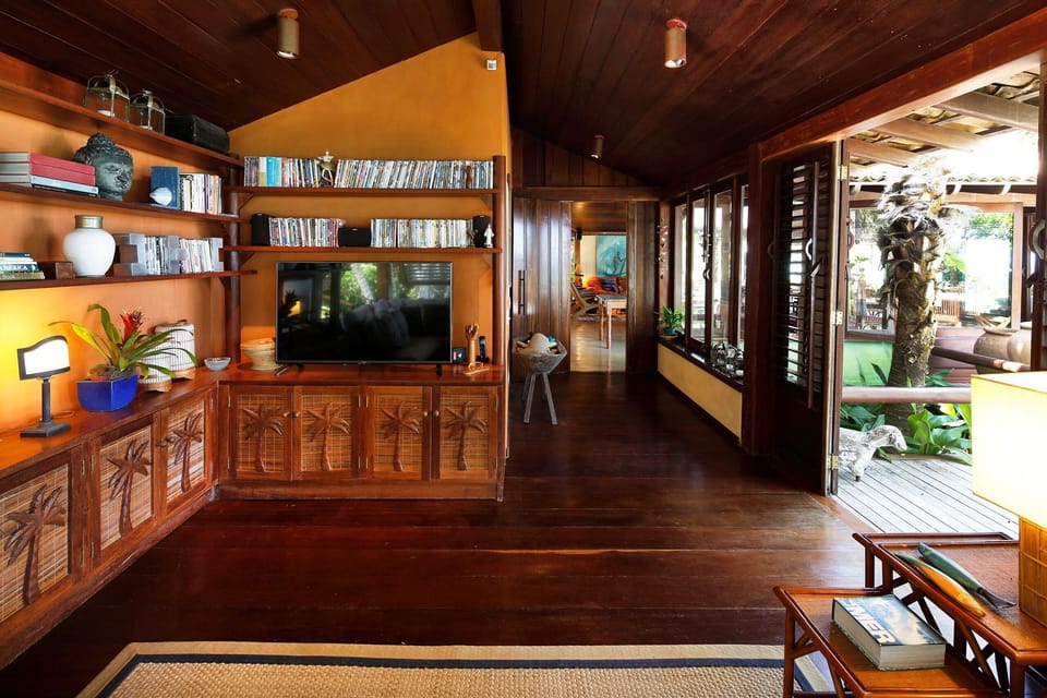 Communal lounge / TV room