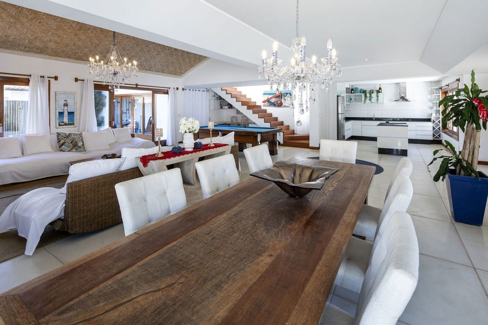 Dining area,Seating area