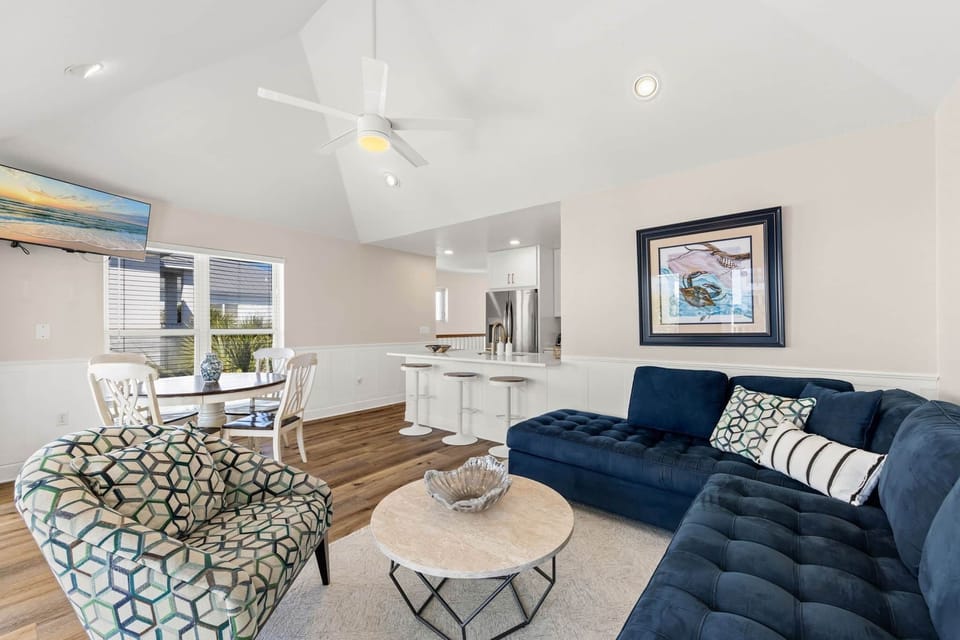 A Perfect Summer West Living Area and Dining Area and Kitchen