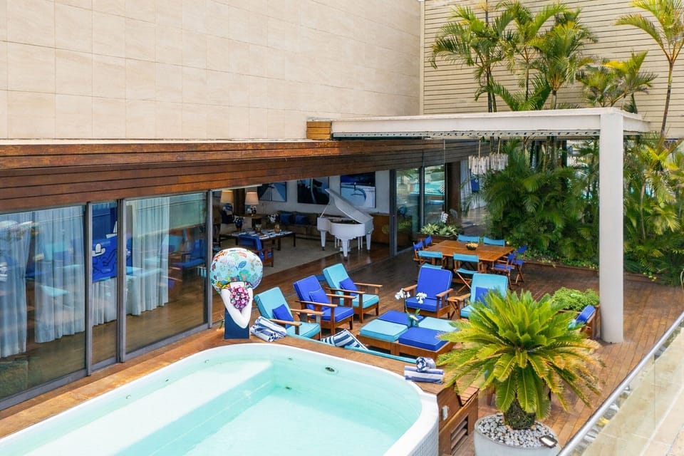 Balcony / Terrace,Swimming pool