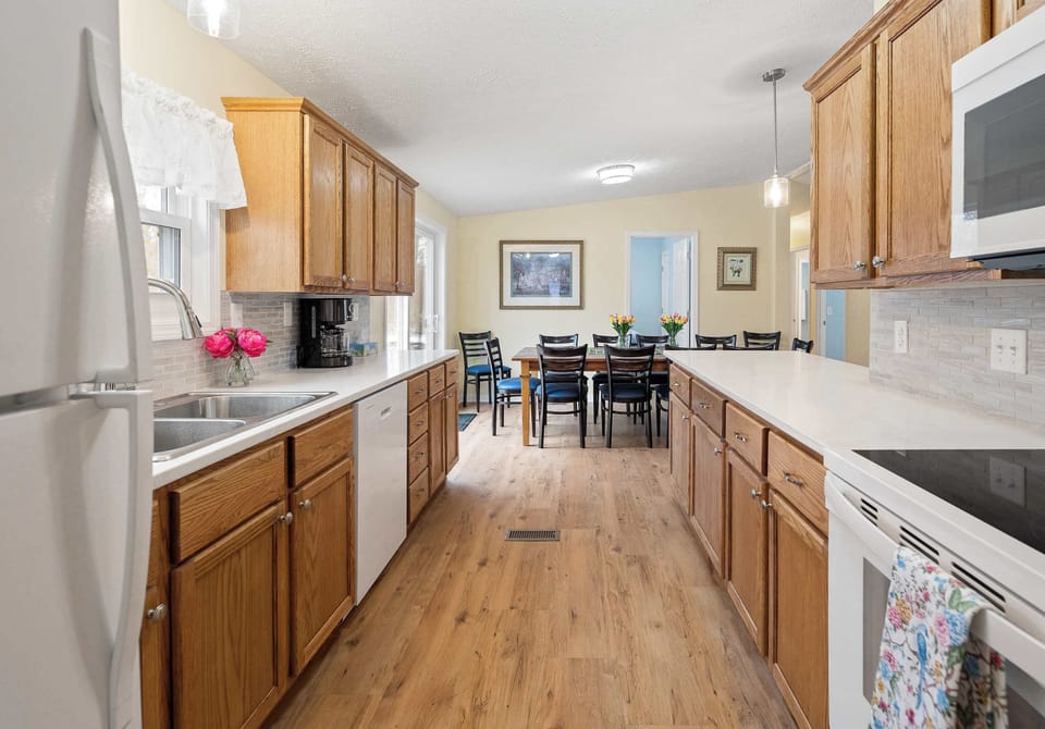 Large, fully equipped kitchen with plenty of counter space 