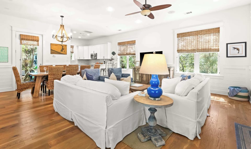 Living room 1 [main floor]: 55” Smart TV, Samsung brand, Roku 
