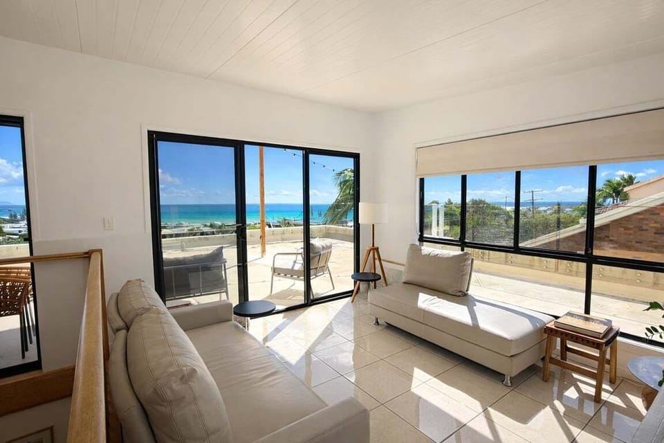 Sitting Room & Roof Top