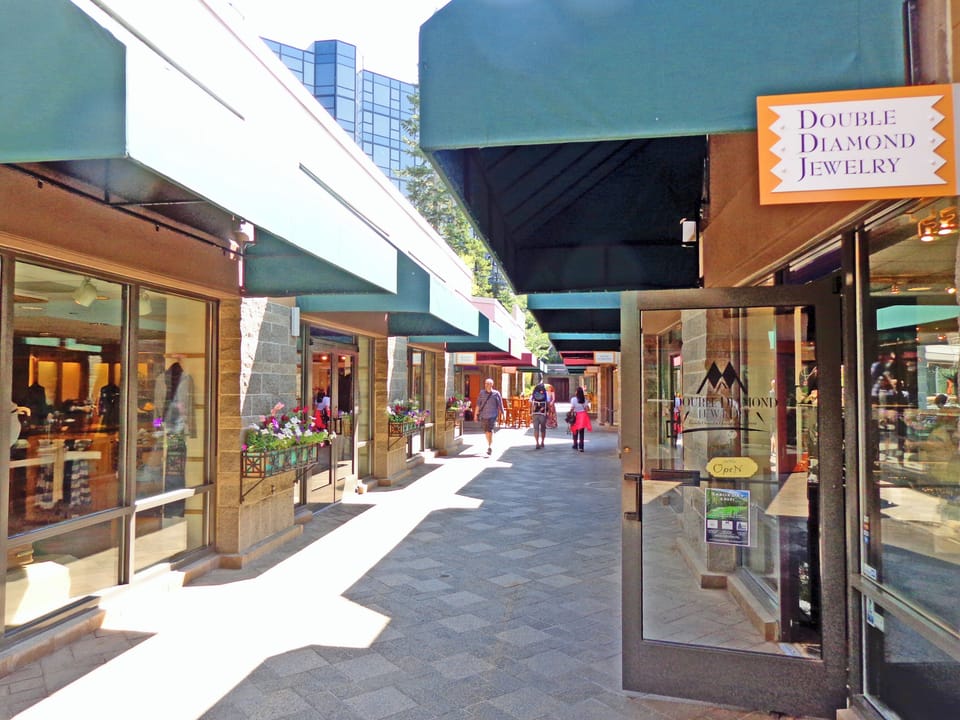 The Shops at Everline 