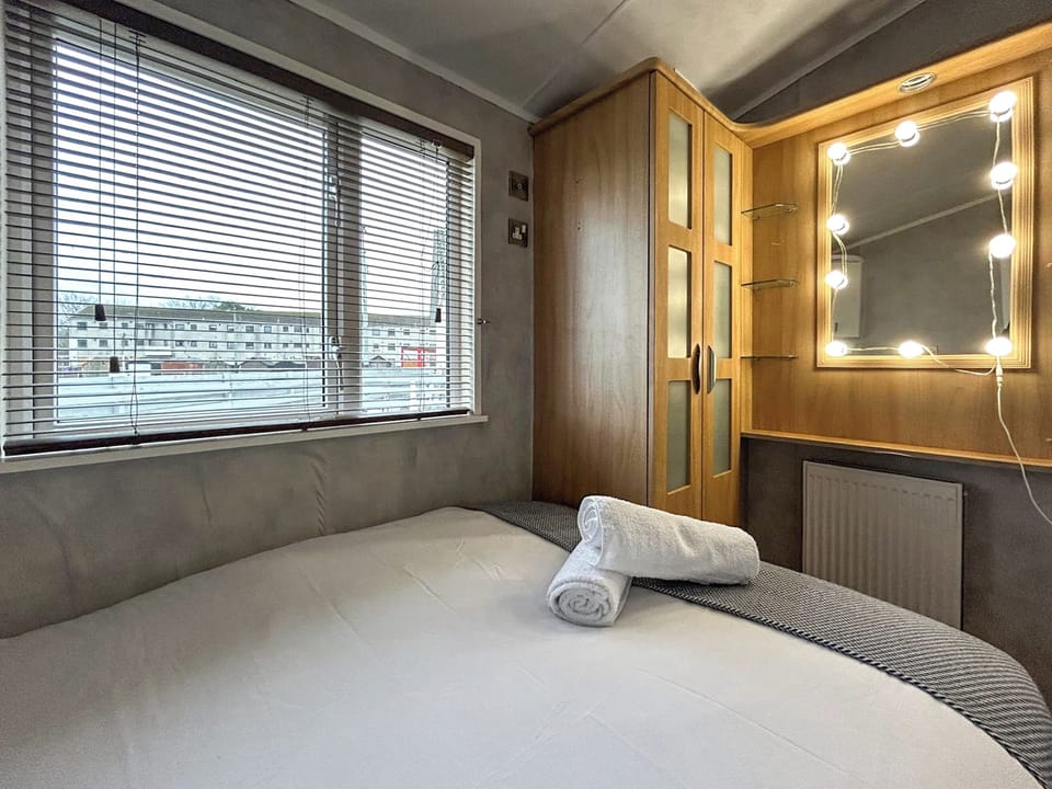 Double bedroom | The Meadow - Brechin Retreats, Brechin