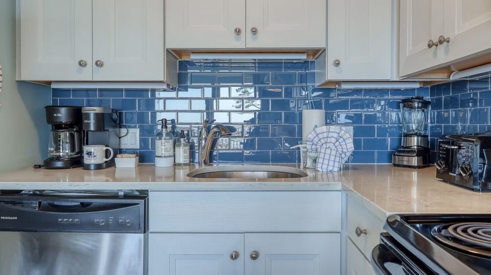 Fully Stocked Kitchen with Dining Bar