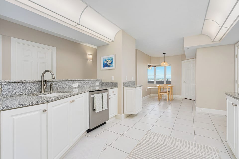 Fully Stocked Kitchen