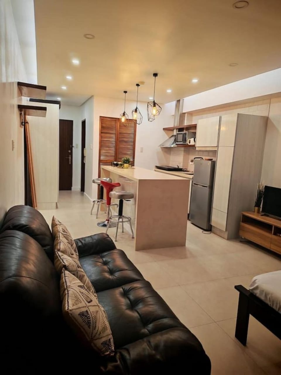 Kitchenette/Dining Area