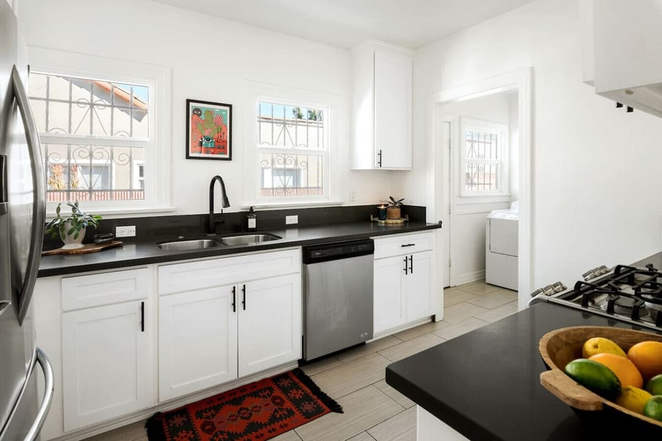 A fully equipped modern kitchen designed for effortless cooking.