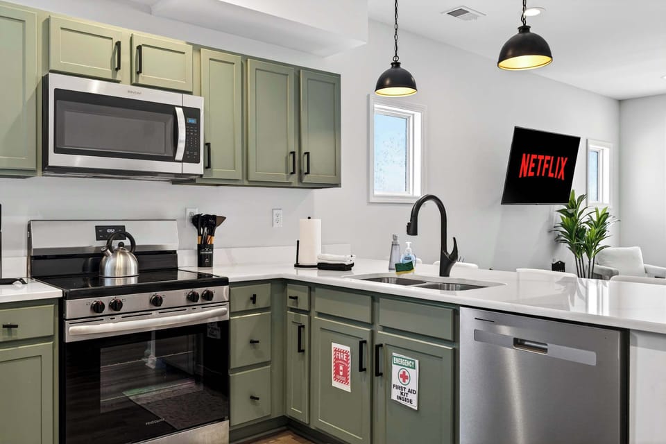 Kitchen: Everything you need in a cozy and well-equipped kitchen.