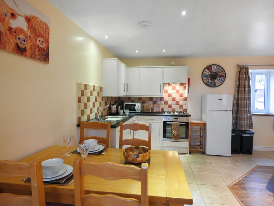 Kitchen/diner | Cut Lloi, Llanfair Caereinion