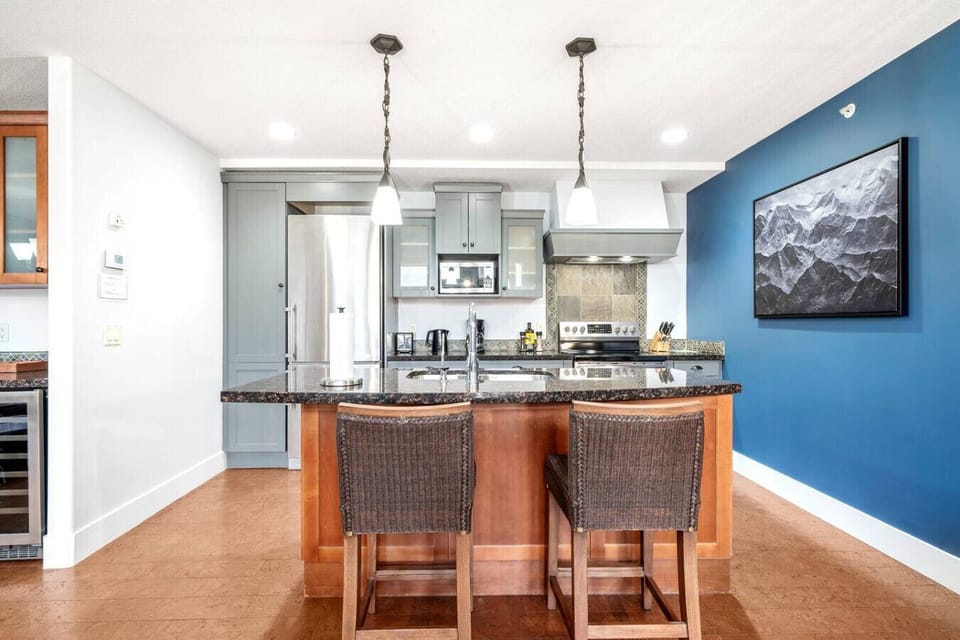 Fully stocked kitchen ideal for family meals.