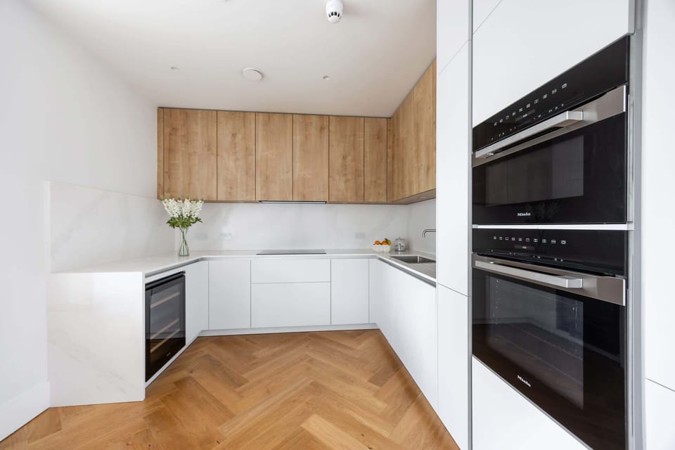 The kitchen is fully equipped to prepare a simple meal 