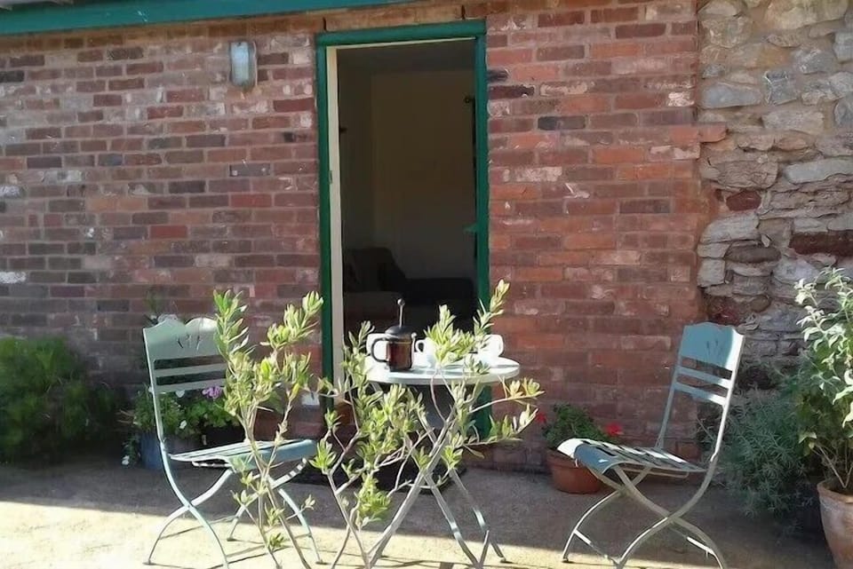 Outdoor dining space for guests to enjoy