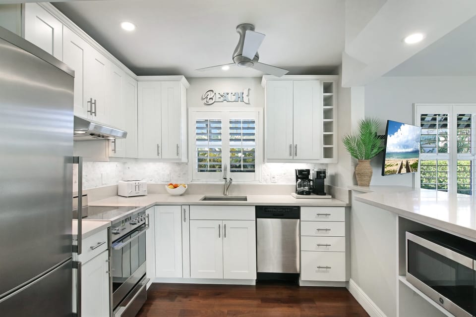 Well stocked and modern kitchen