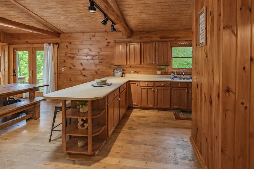 Kitchen BT