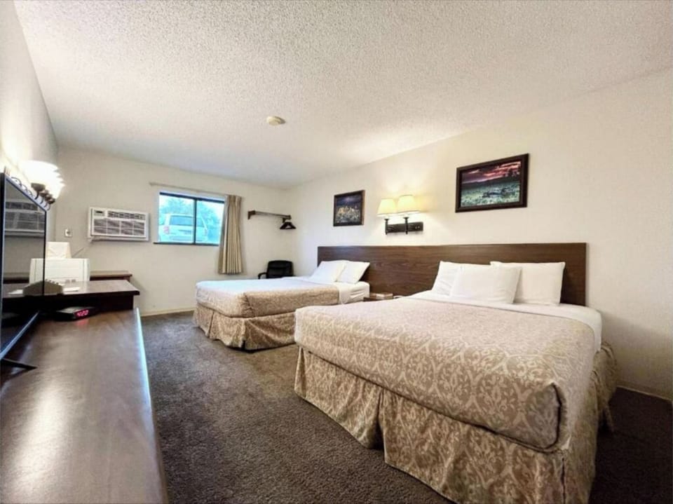 Bedroom. Interior and views may vary based on location and availability.