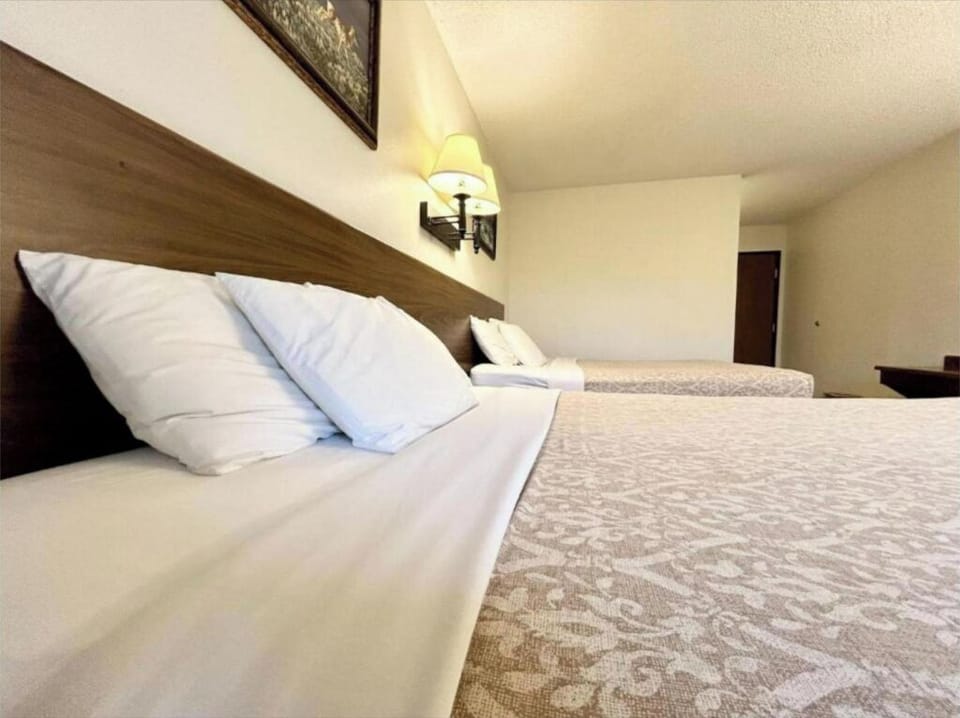 Bedroom. Interior and views may vary based on location and availability.