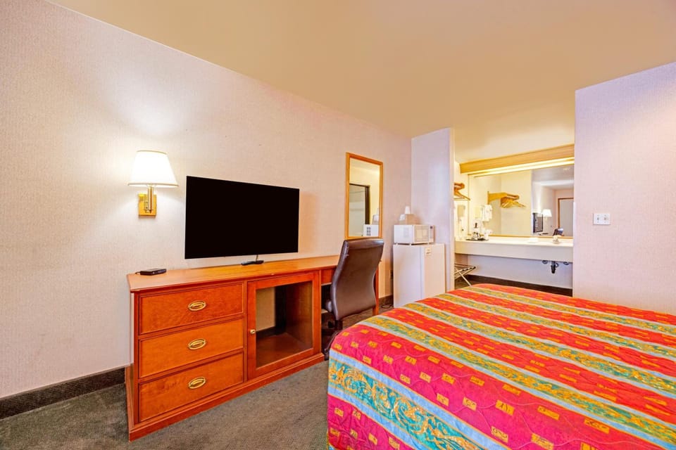 Bedroom. Interior and views may vary based on location and availability.