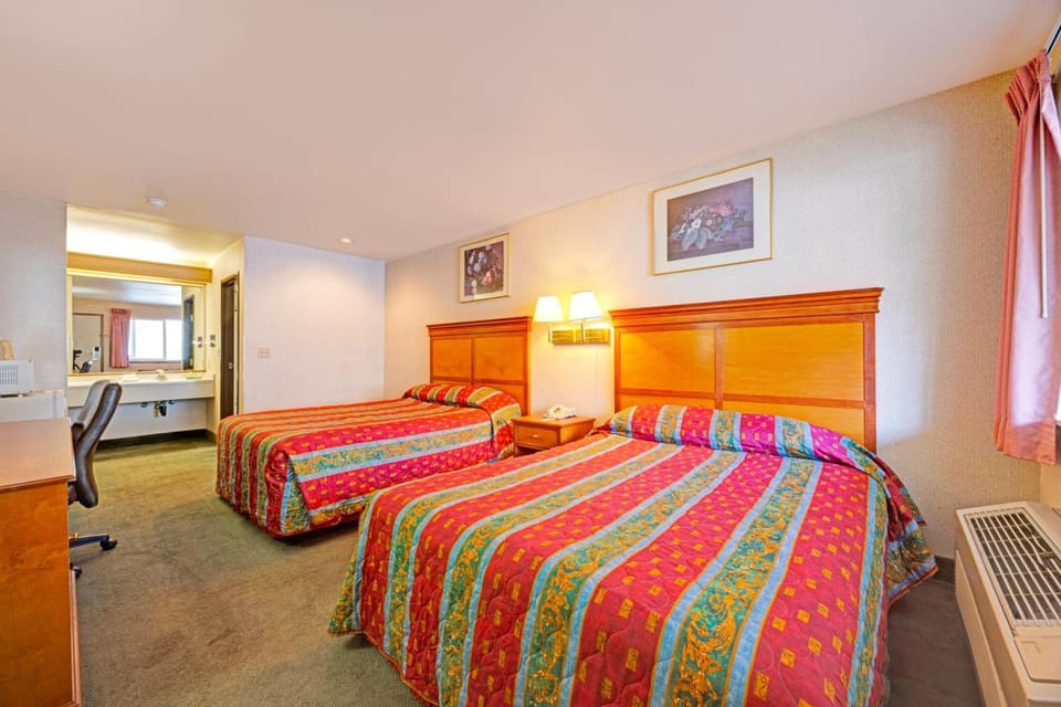 Bedroom. Interior and views may vary based on location and availability.