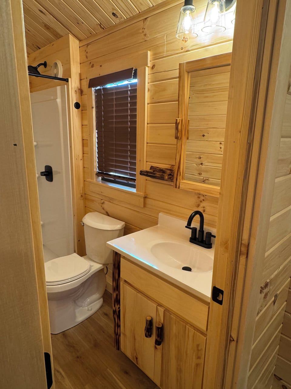 Full bathroom